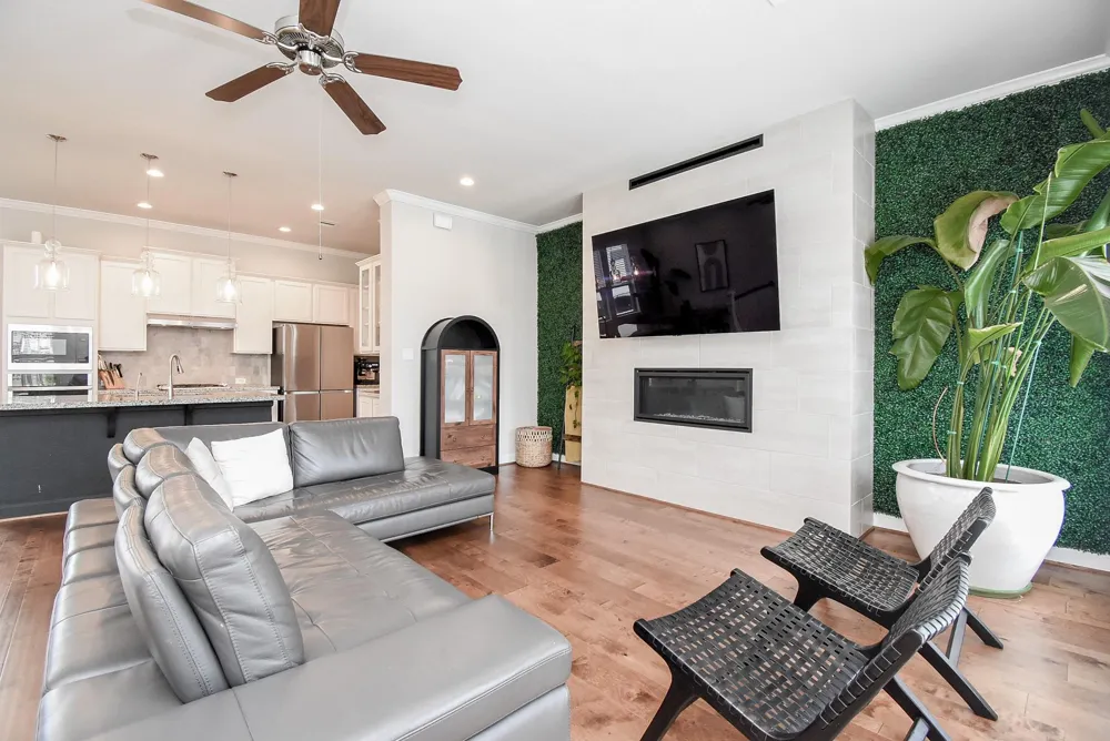 10606 Centre Shadows Drive Houston, TX 77043