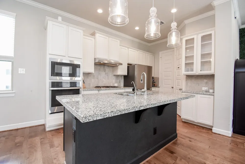 10606 Centre Shadows Drive Houston, TX 77043