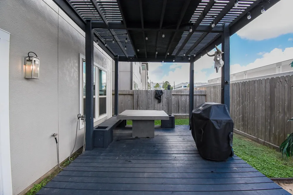 10606 Centre Shadows Drive Houston, TX 77043