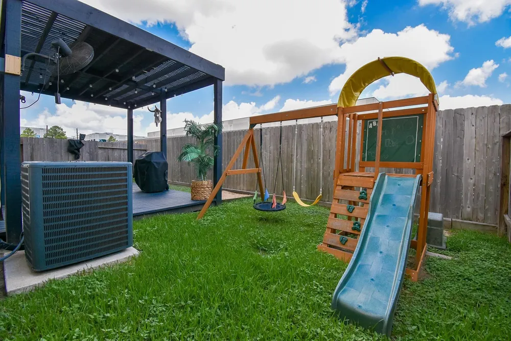 10606 Centre Shadows Drive Houston, TX 77043