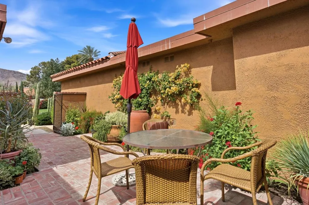 91 La Cerra Drive Rancho Mirage, CA 92270