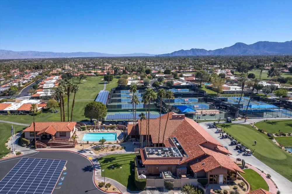 91 La Cerra Drive Rancho Mirage, CA 92270