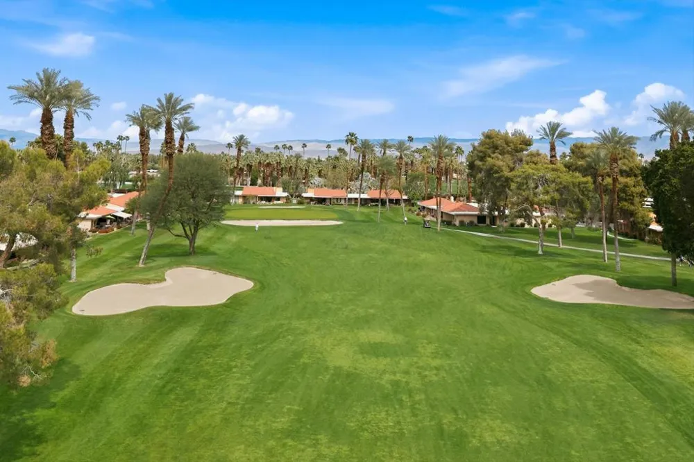 91 La Cerra Drive Rancho Mirage, CA 92270