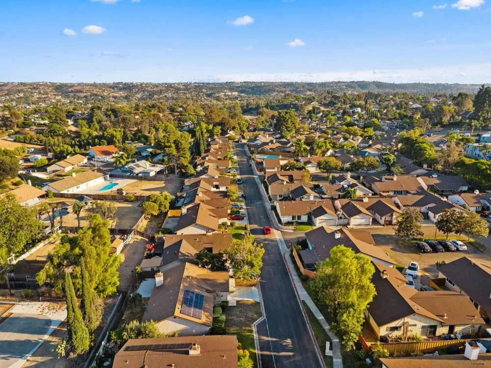 2933 Picasso Dr. Bonita, CA 91902
