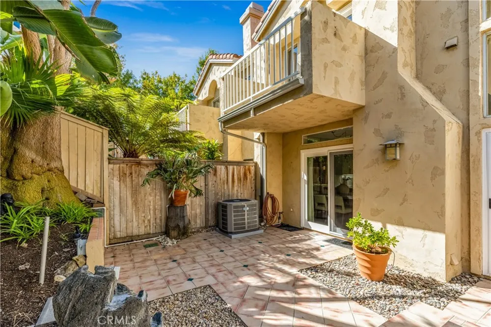 1003 Via Presa San Clemente, CA 92672