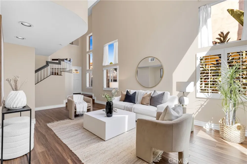 1003 Via Presa San Clemente, CA 92672
