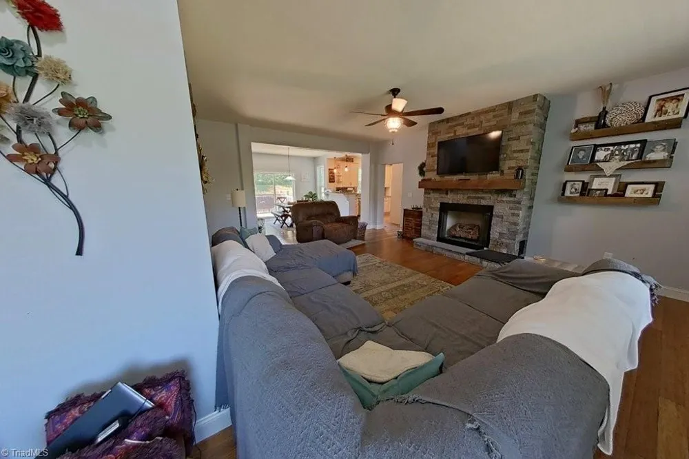2205 Round Peak Church Road Lowgap, NC 27024