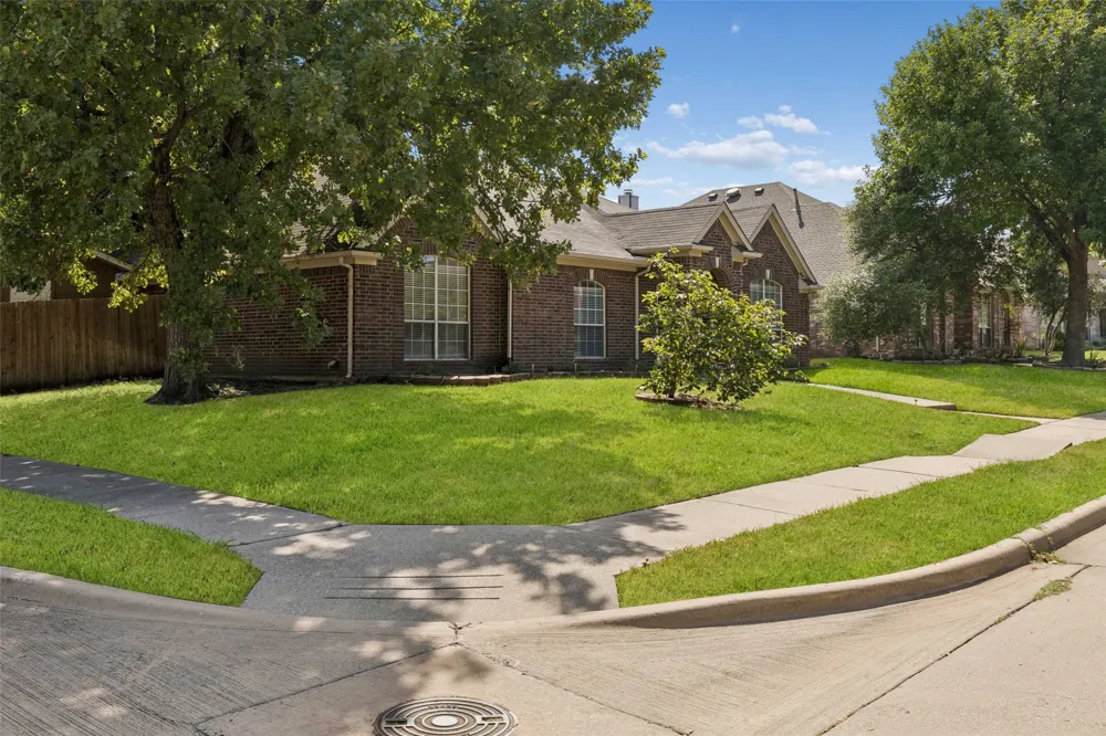 728 Lauren Way Allen, TX 75002