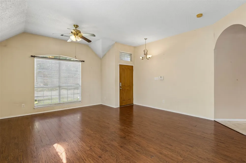 728 Lauren Way Allen, TX 75002
