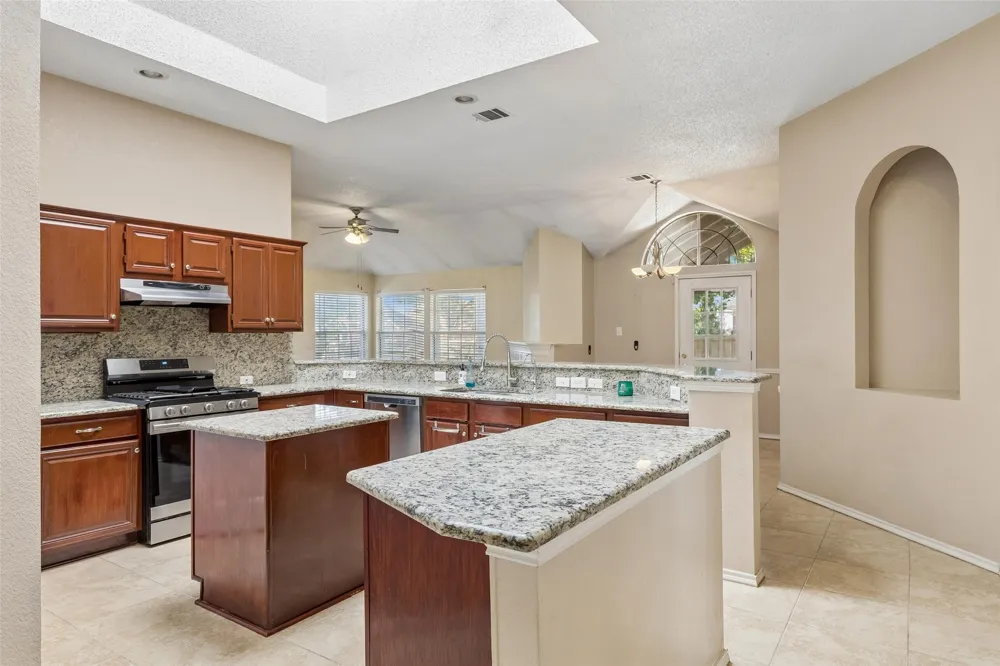 728 Lauren Way Allen, TX 75002