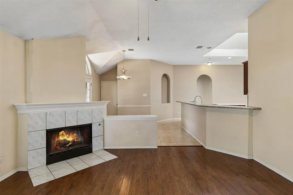 728 Lauren Way Allen, TX 75002