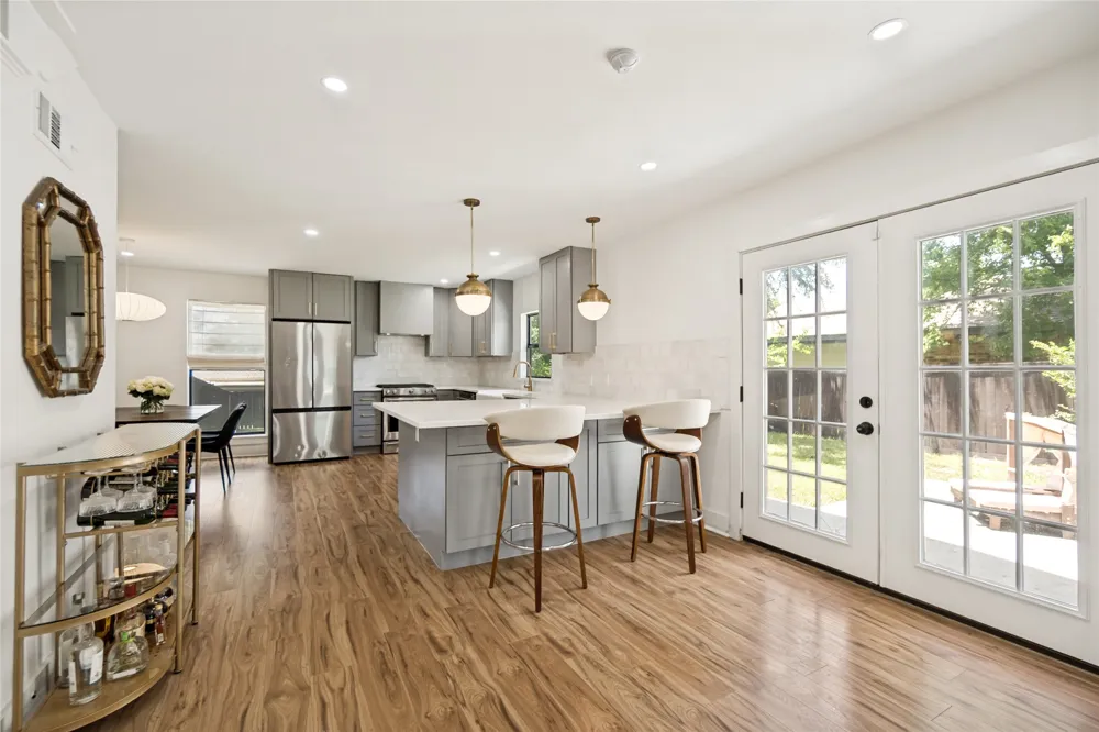 3715 Westminster Drive Carrollton, TX 75007