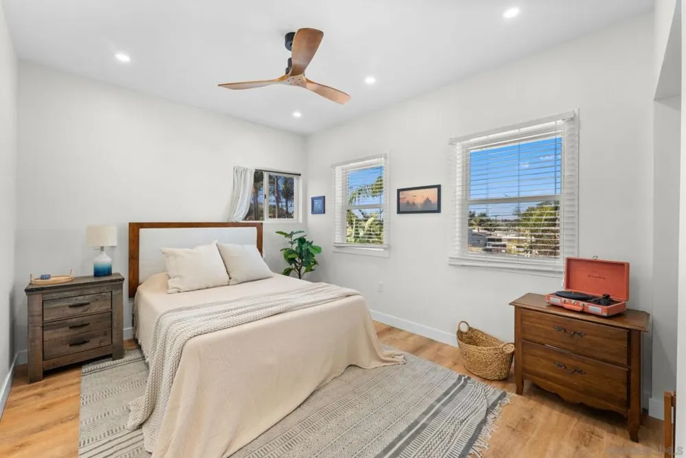 3544 Tomahawk Lane San Diego, CA 92117