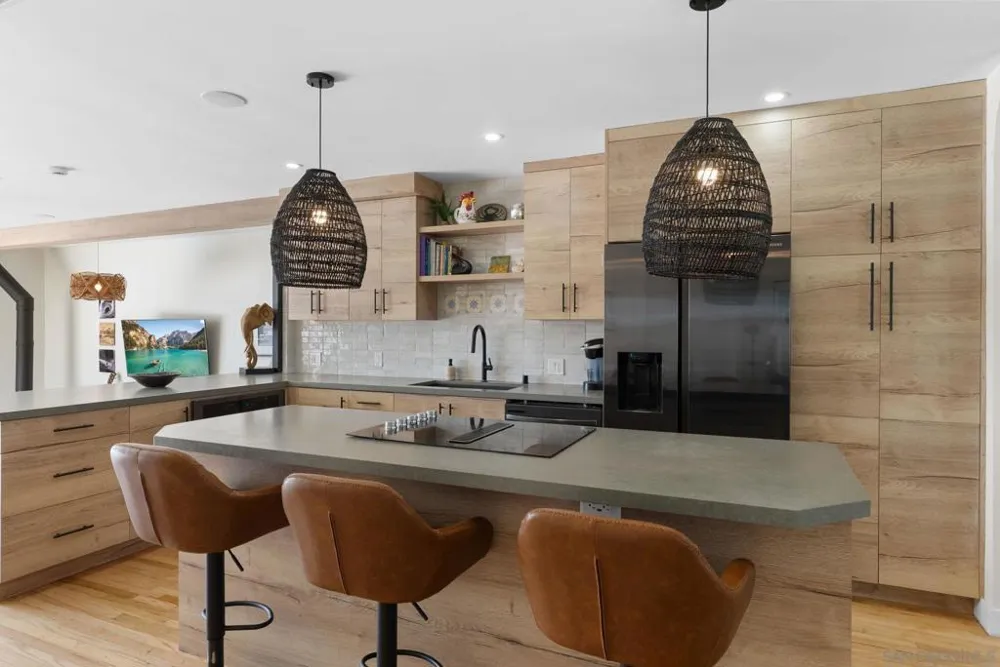 3544 Tomahawk Lane San Diego, CA 92117