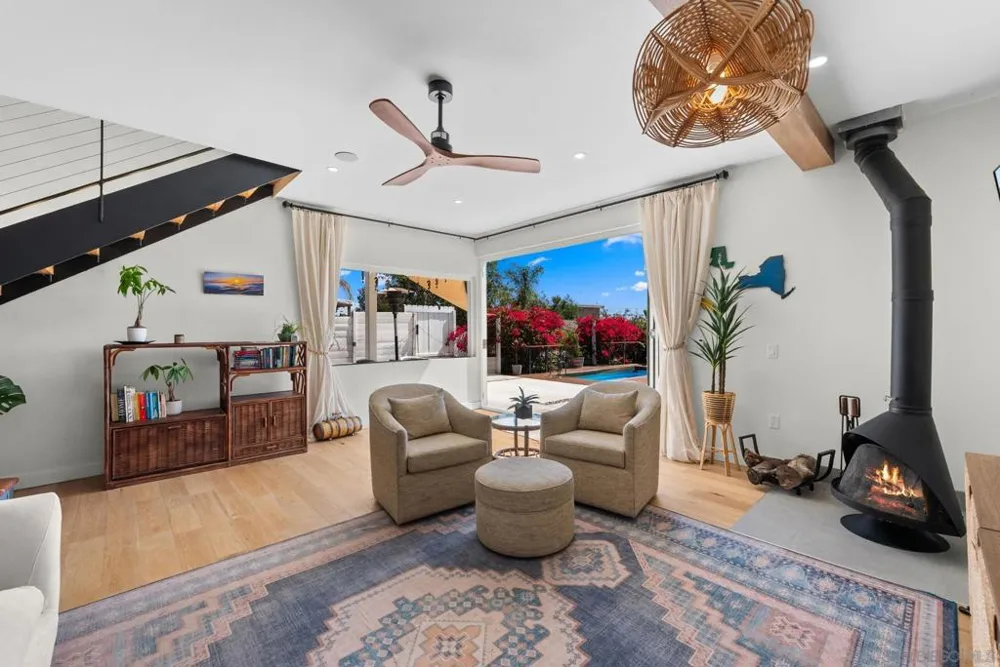 3544 Tomahawk Lane San Diego, CA 92117