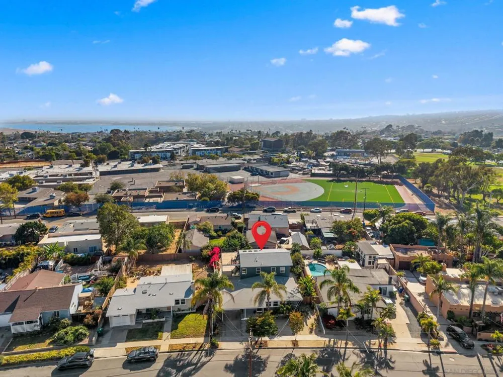 3544 Tomahawk Lane San Diego, CA 92117
