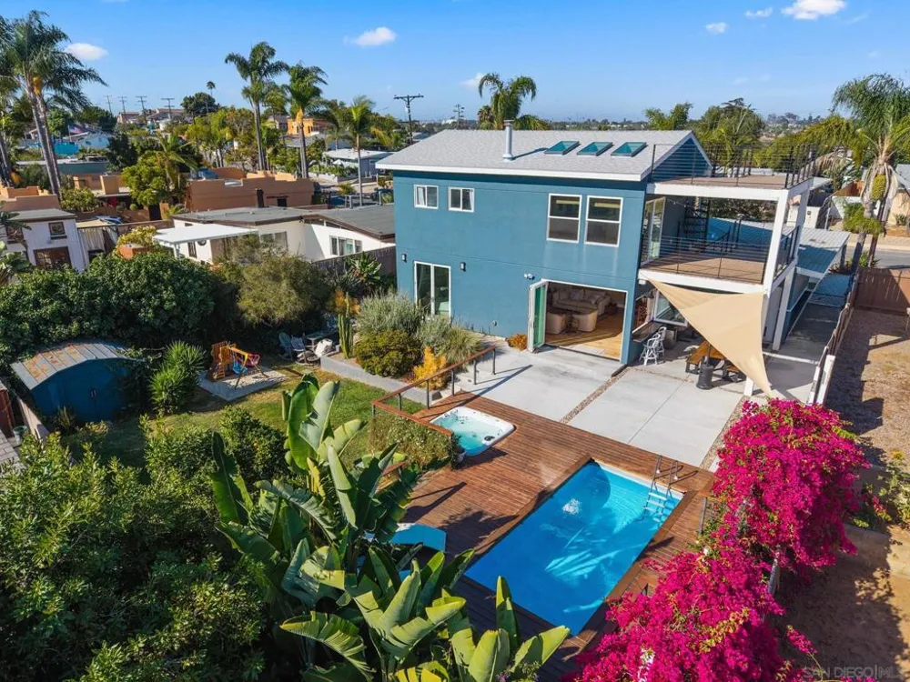 3544 Tomahawk Lane San Diego, CA 92117