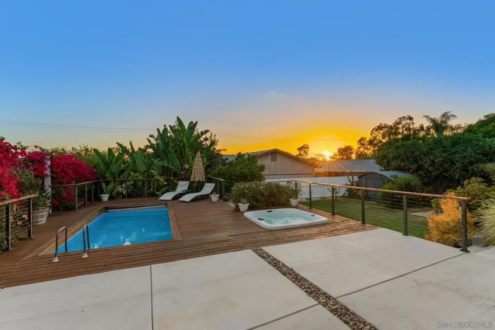 3544 Tomahawk Lane San Diego, CA 92117