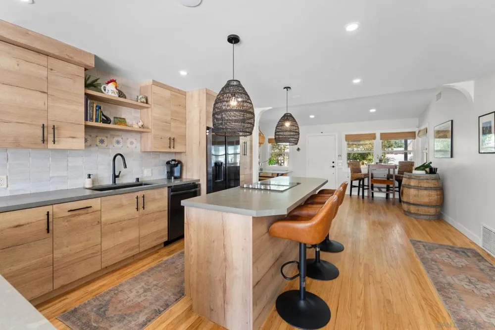 3544 Tomahawk Lane San Diego, CA 92117