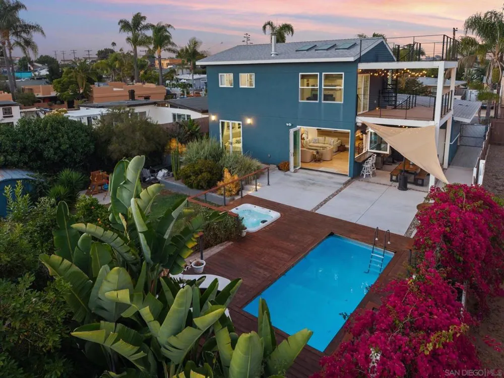 3544 Tomahawk Lane San Diego, CA 92117