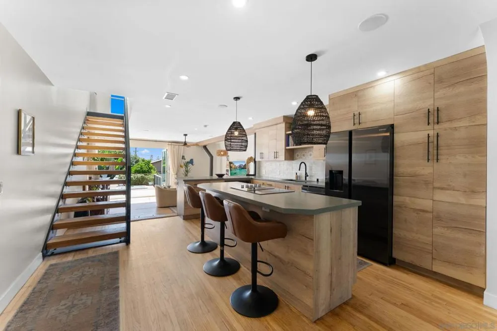 3544 Tomahawk Lane San Diego, CA 92117