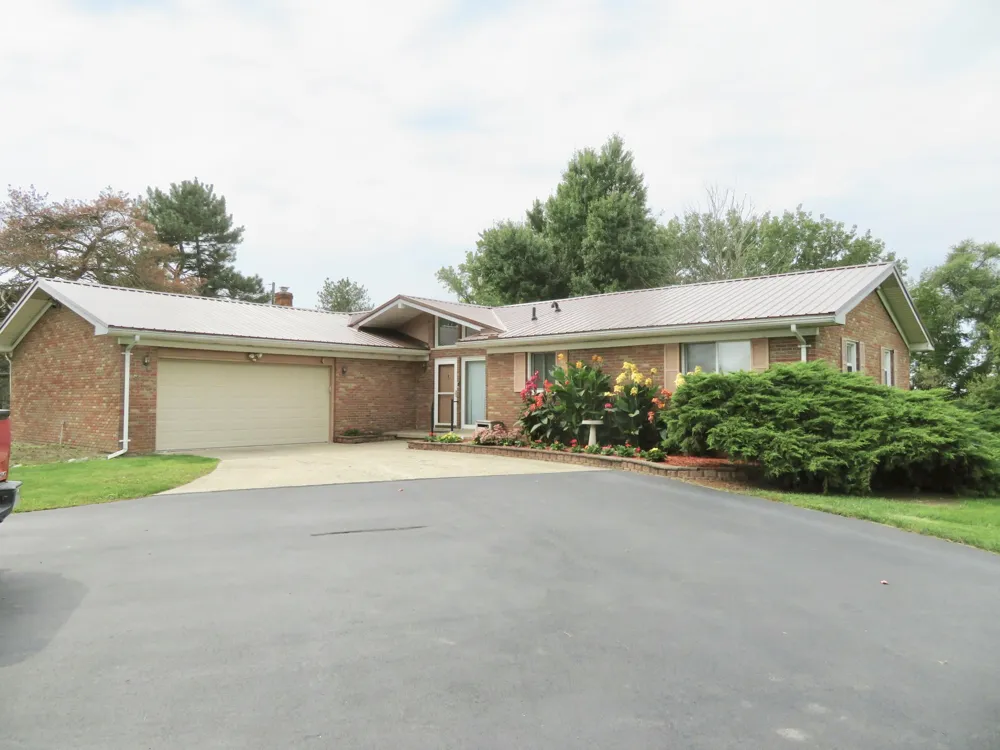 12191 Dennison Road Milan, MI 48160