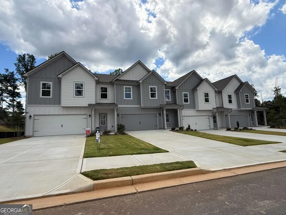87 Maple Trail Dawsonville, GA 30534