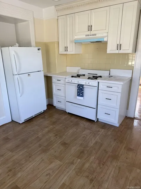 15 Miller Street #Upper