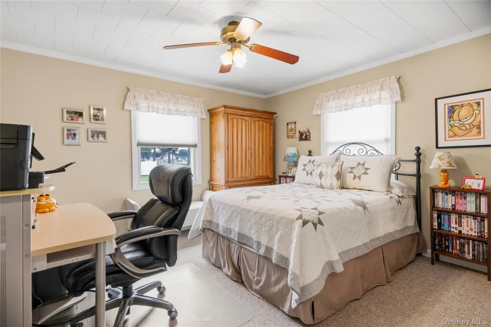 494 Putnam Avenue Lindenhurst, NY 11757