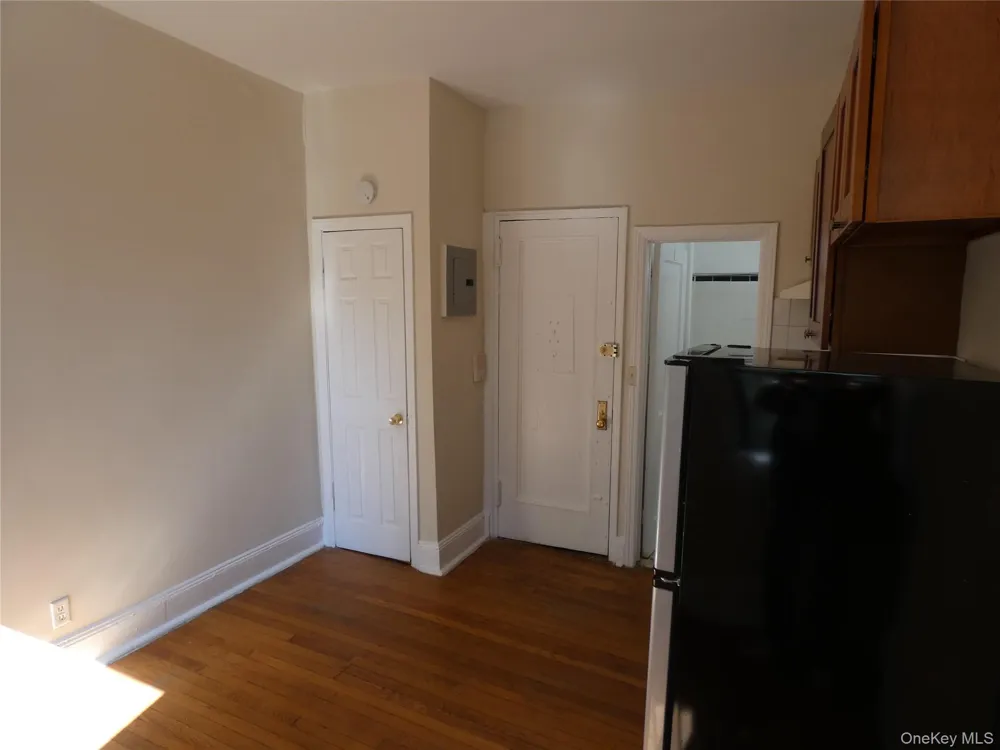 589 First Avenue #1 New York (Manhattan), NY 10016