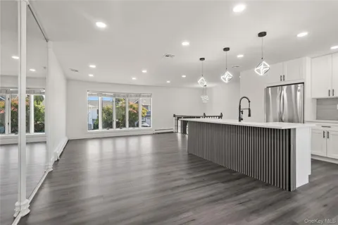 8 Gale Drive