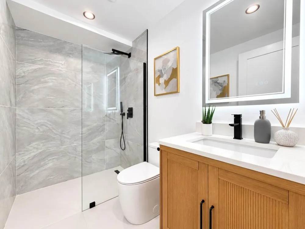 715 Lakeview Avenue San Francisco, CA 94112