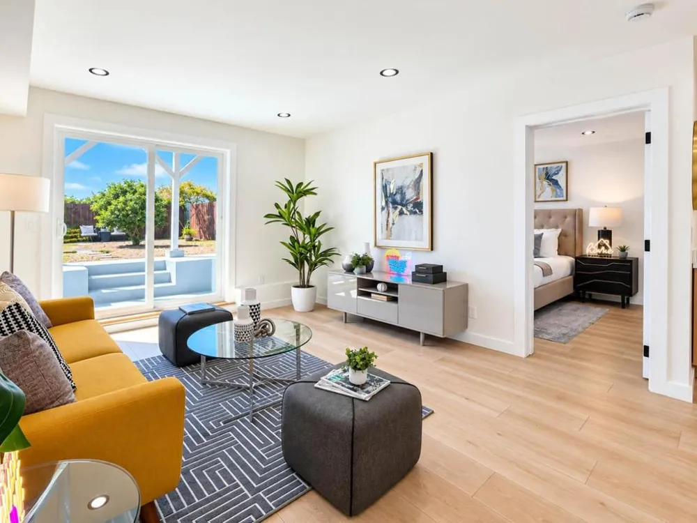 715 Lakeview Avenue San Francisco, CA 94112