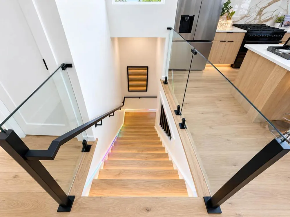 715 Lakeview Avenue San Francisco, CA 94112
