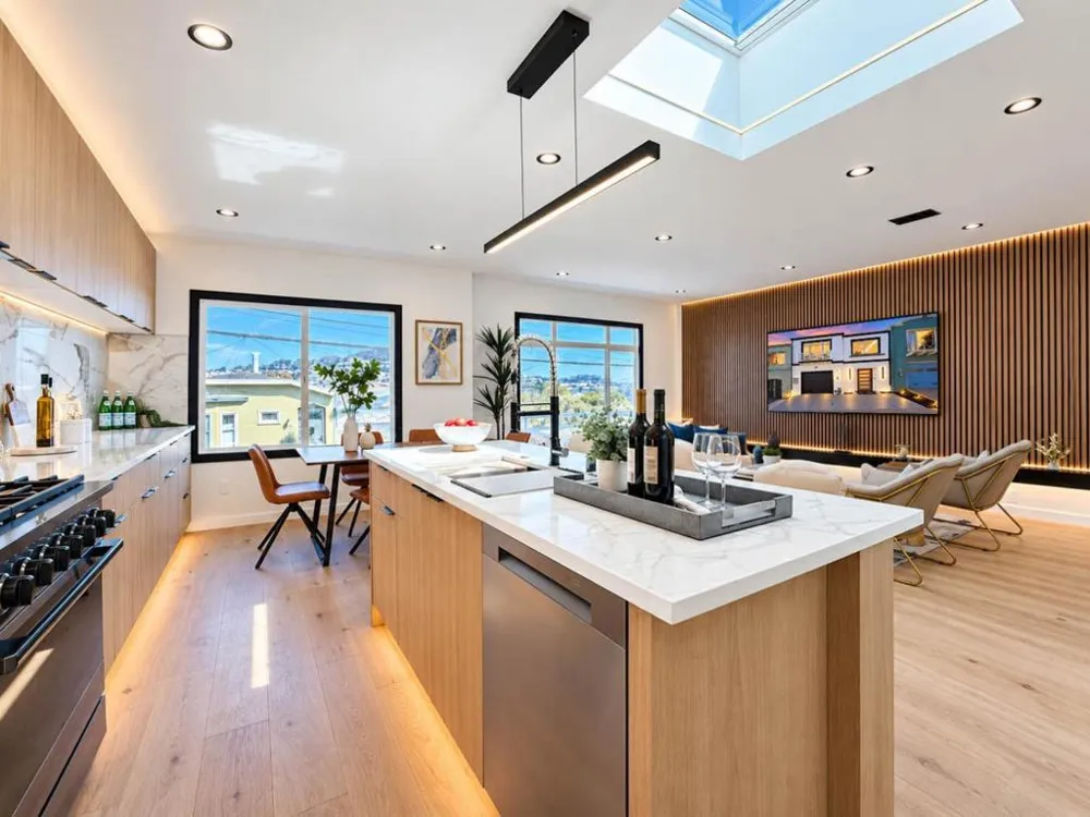 715 Lakeview Avenue San Francisco, CA 94112