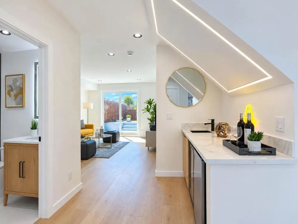 715 Lakeview Avenue San Francisco, CA 94112