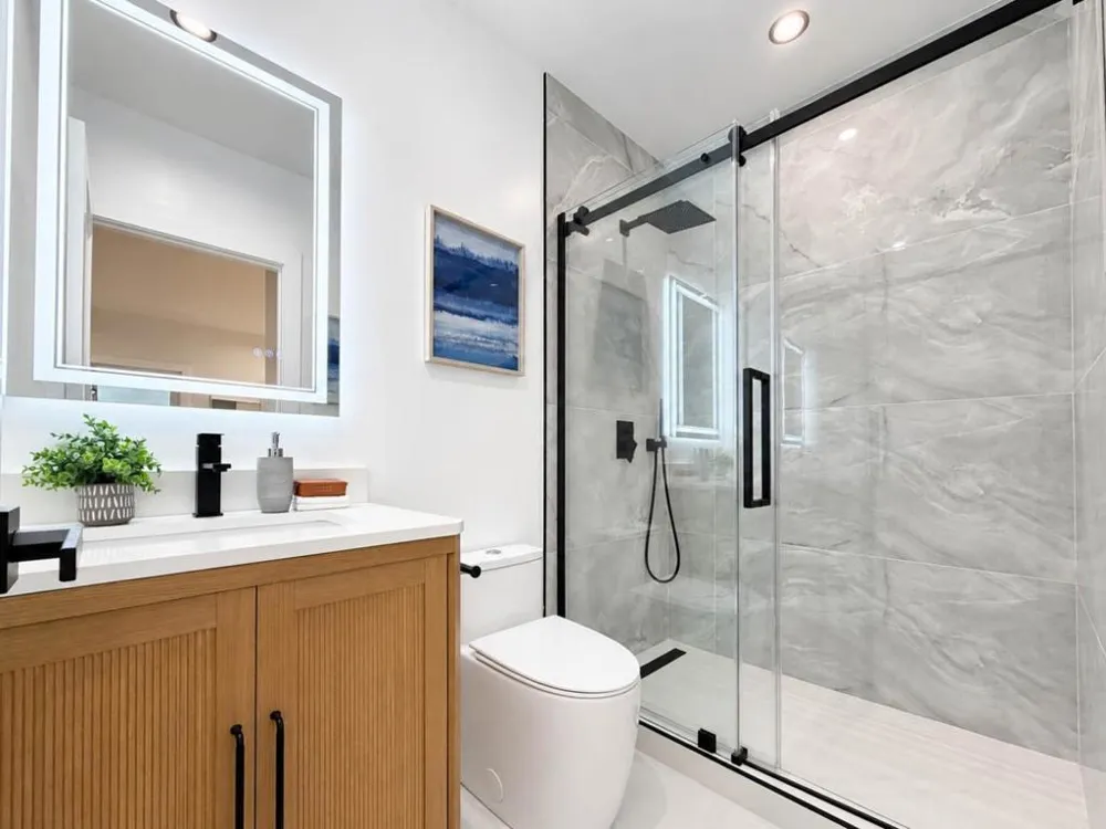 715 Lakeview Avenue San Francisco, CA 94112