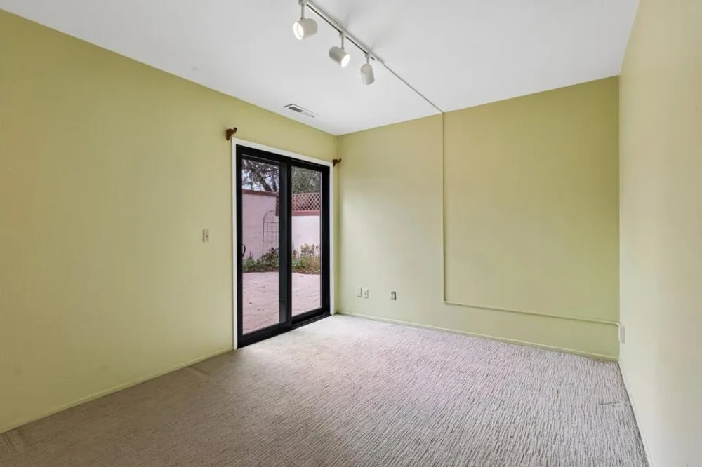 1712 Escalona Drive Santa Cruz, CA 95060