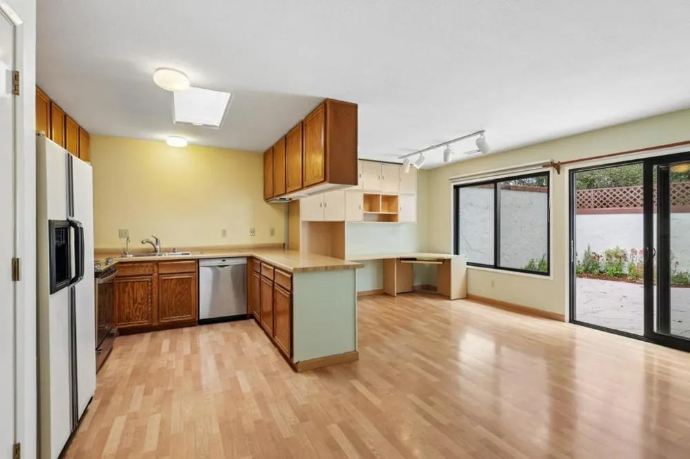 1712 Escalona Drive Santa Cruz, CA 95060