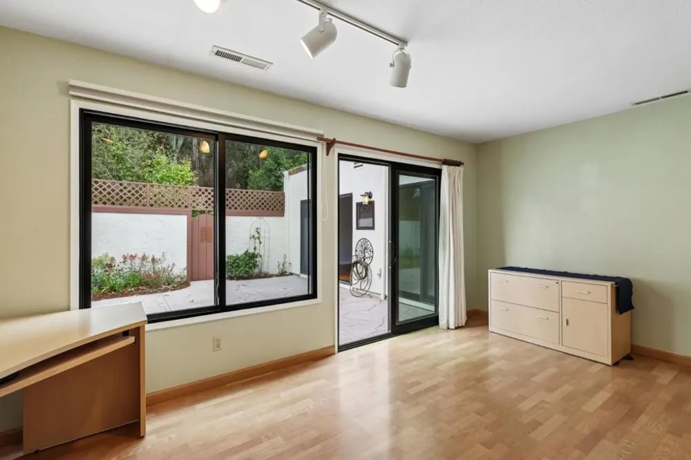 1712 Escalona Drive Santa Cruz, CA 95060
