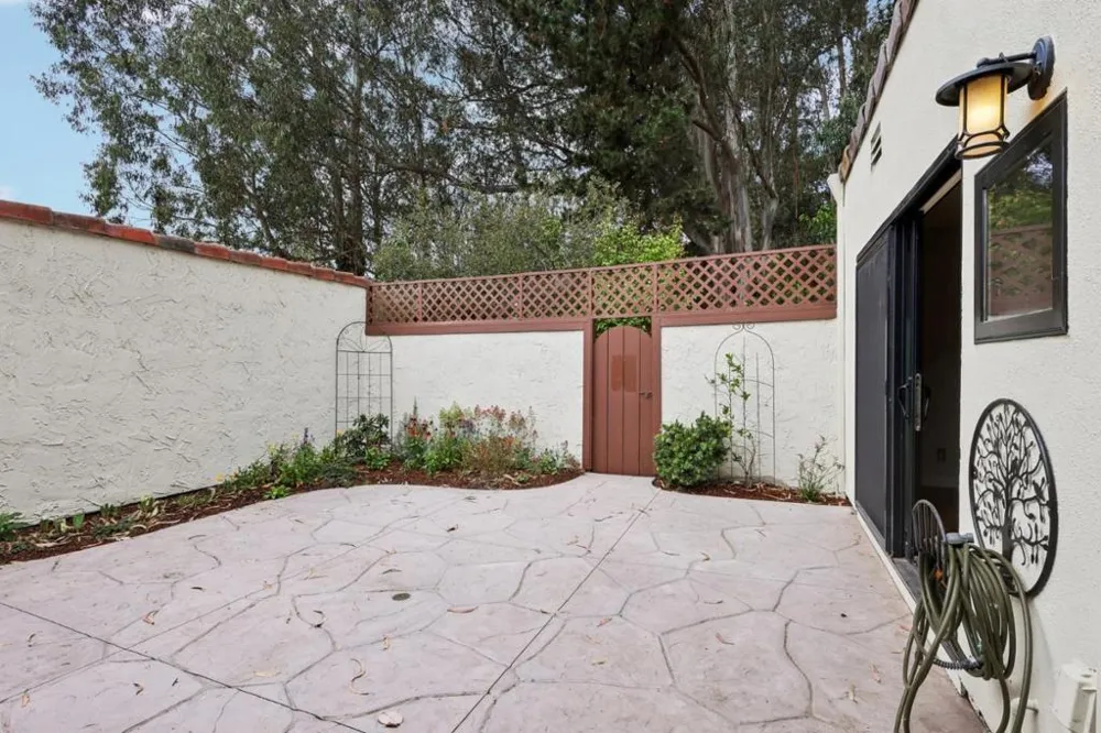 1712 Escalona Drive Santa Cruz, CA 95060