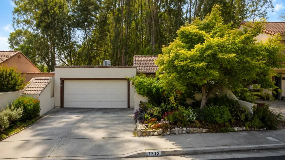 1712 Escalona Drive Santa Cruz, CA 95060