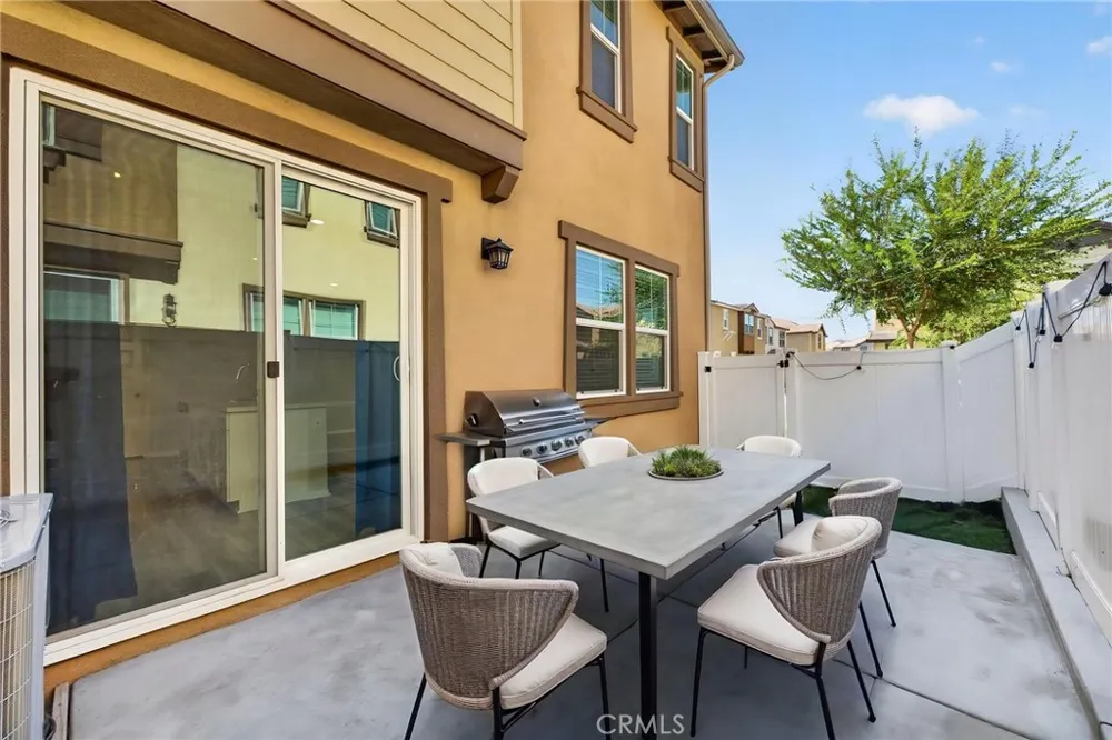 40536 Birchfield Temecula, CA 92591