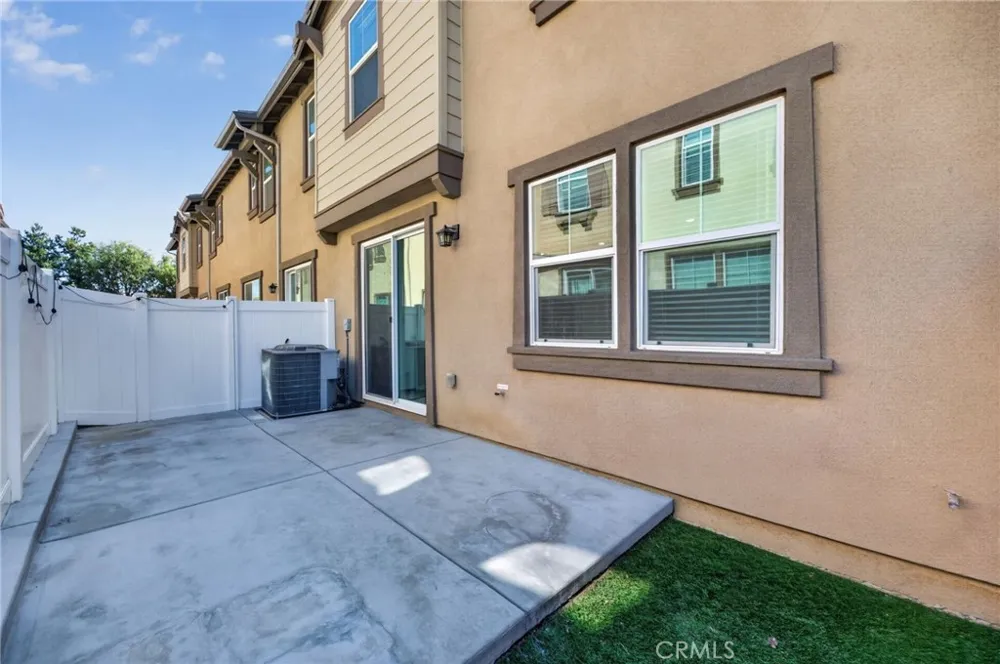 40536 Birchfield Temecula, CA 92591