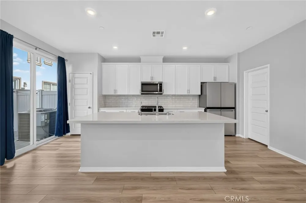 40536 Birchfield Temecula, CA 92591