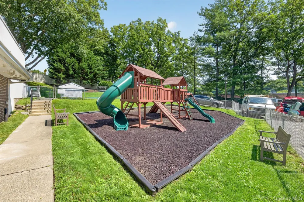 311 Tallwood Drive #311 Hartsdale, NY 10530
