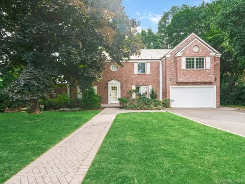 2 Amherst Road E