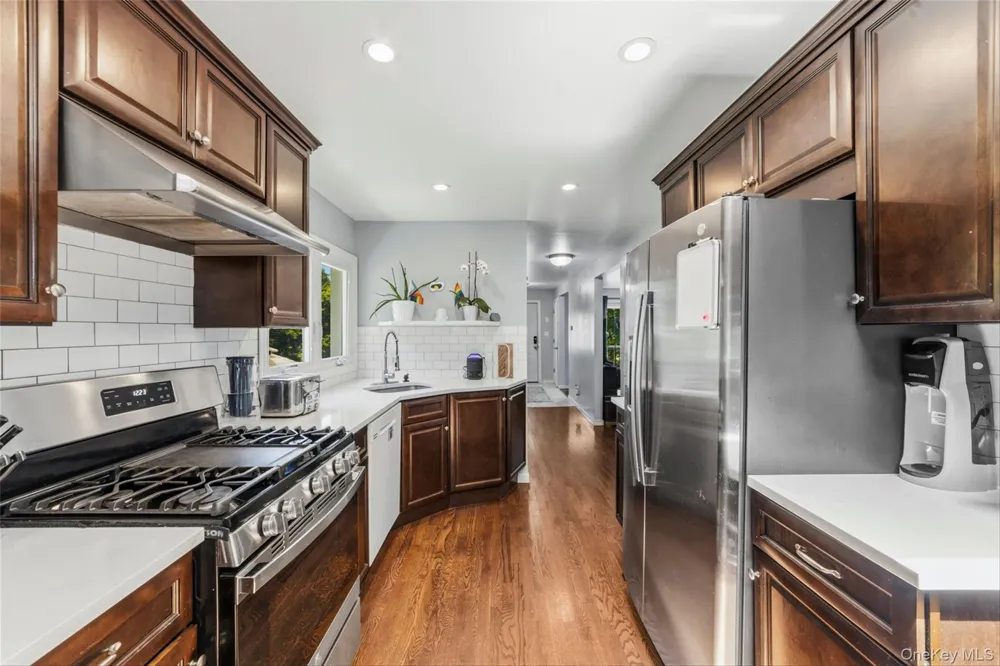 1463 Lincoln Terrace Peekskill, NY 10566
