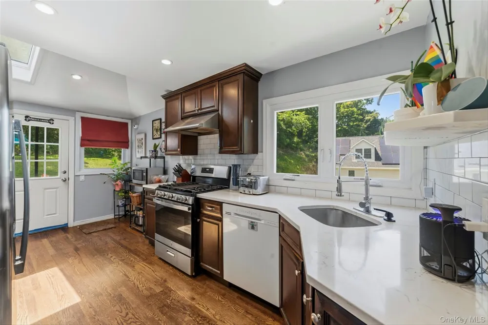 1463 Lincoln Terrace Peekskill, NY 10566