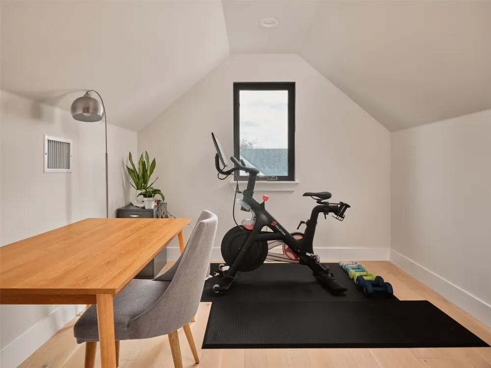 1101 Fiesta Street #1 Austin, TX 78702
